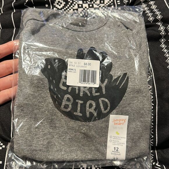 Bundle of NWT Gender Neutral Onsies 6-18 months - Picture 4 of 5